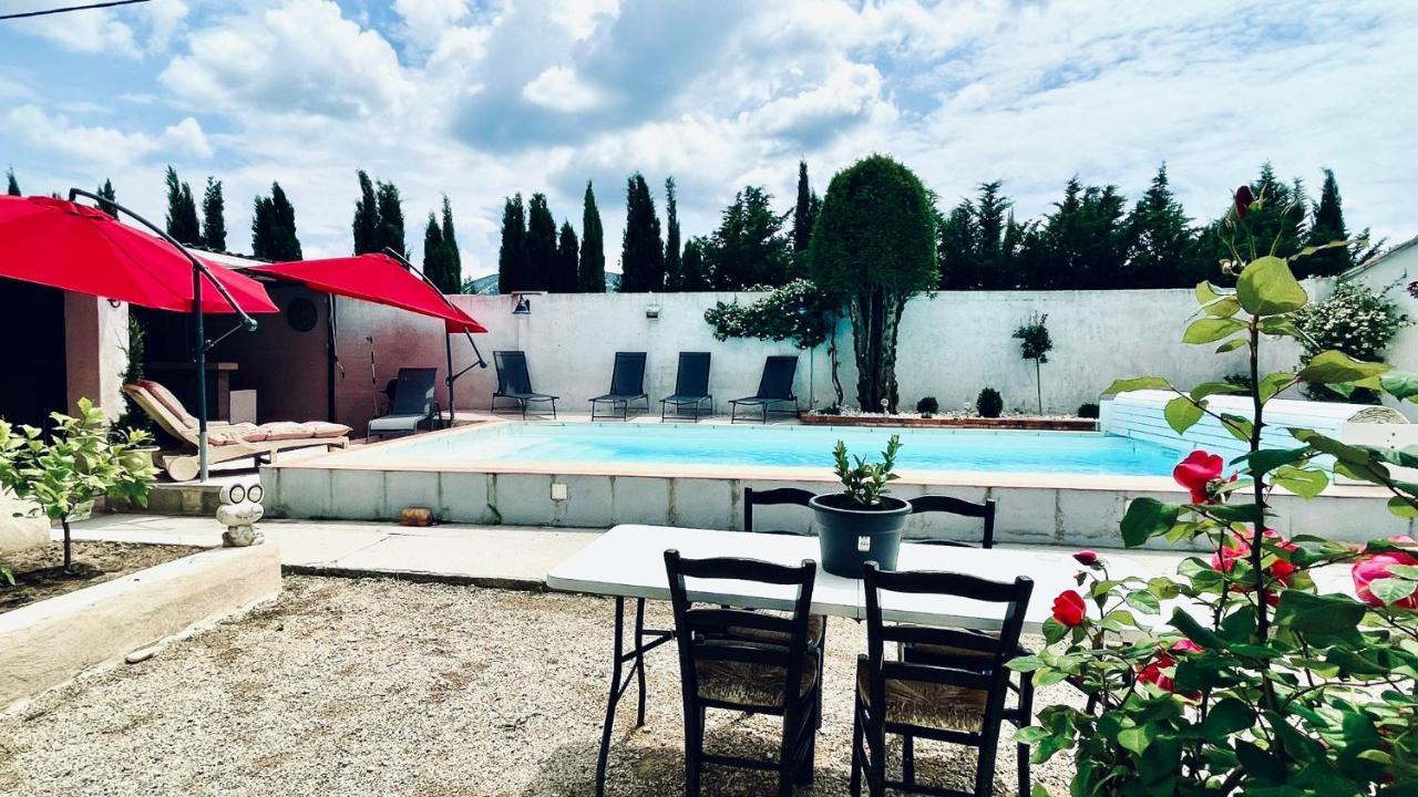 Вілла Chez Eric Et Marine Robion en Luberon Екстер'єр фото